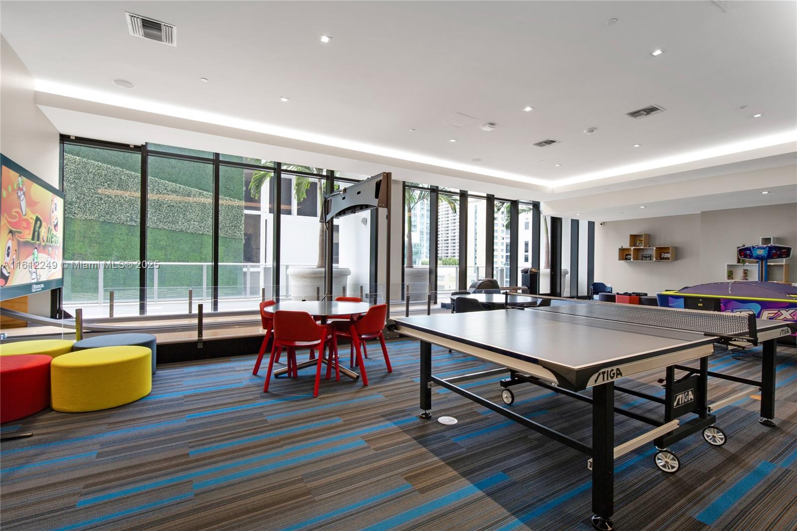 1010 Brickell Ave # 2201