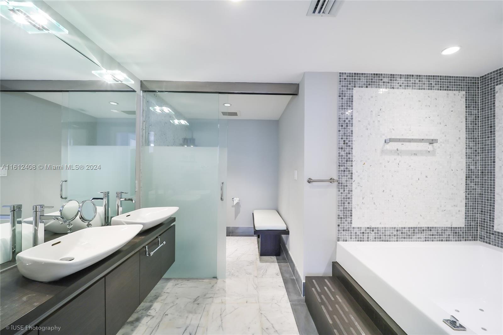 200 Biscayne Boulevard Way # 3113