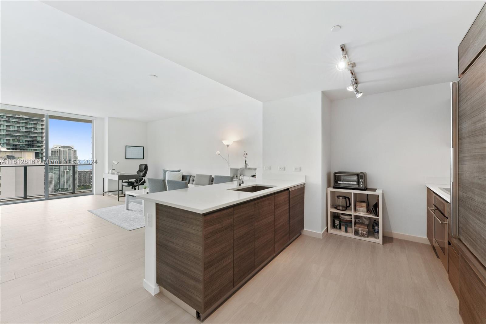 1100 S Miami Ave Unit: 3703