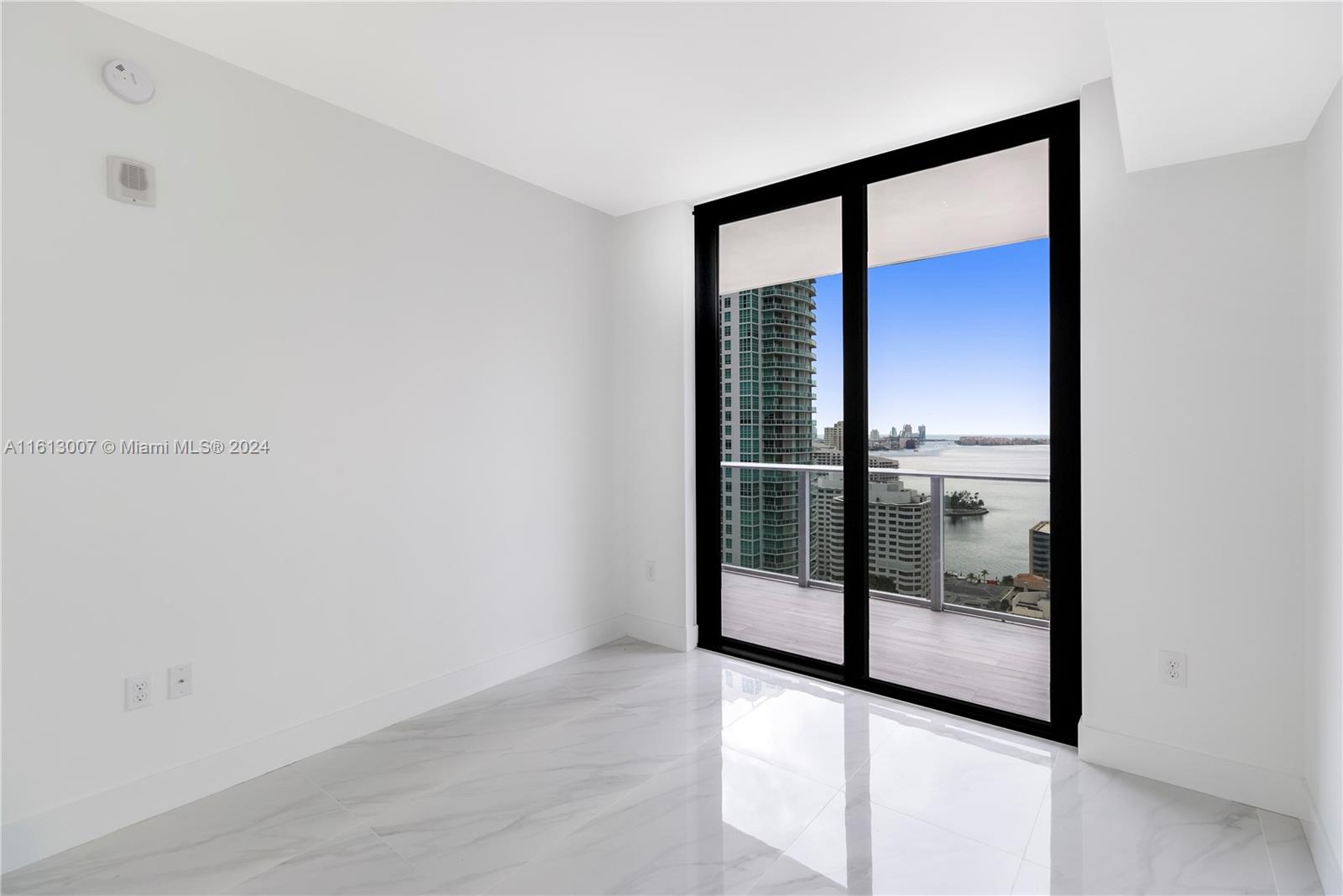 1010 Brickell Ave # 2802