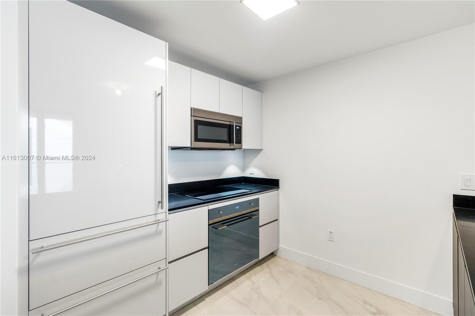 1010 Brickell Ave # 2802
