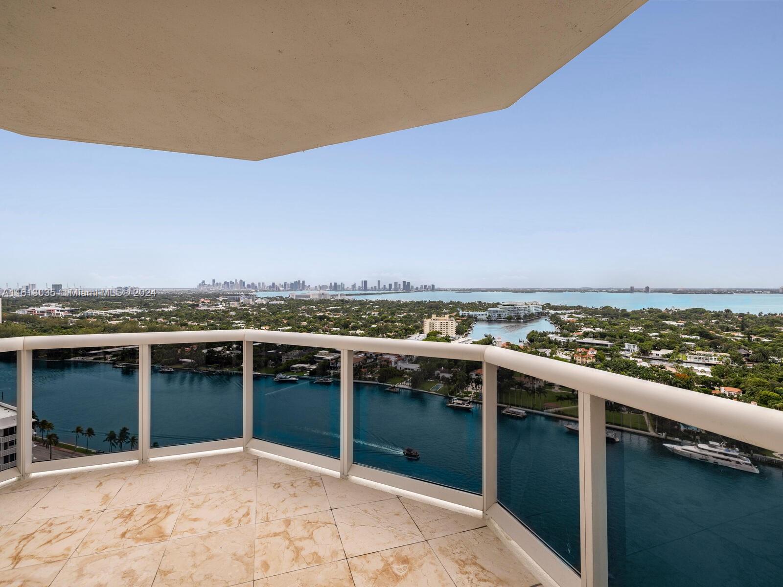 4779 Collins Ave # 2805