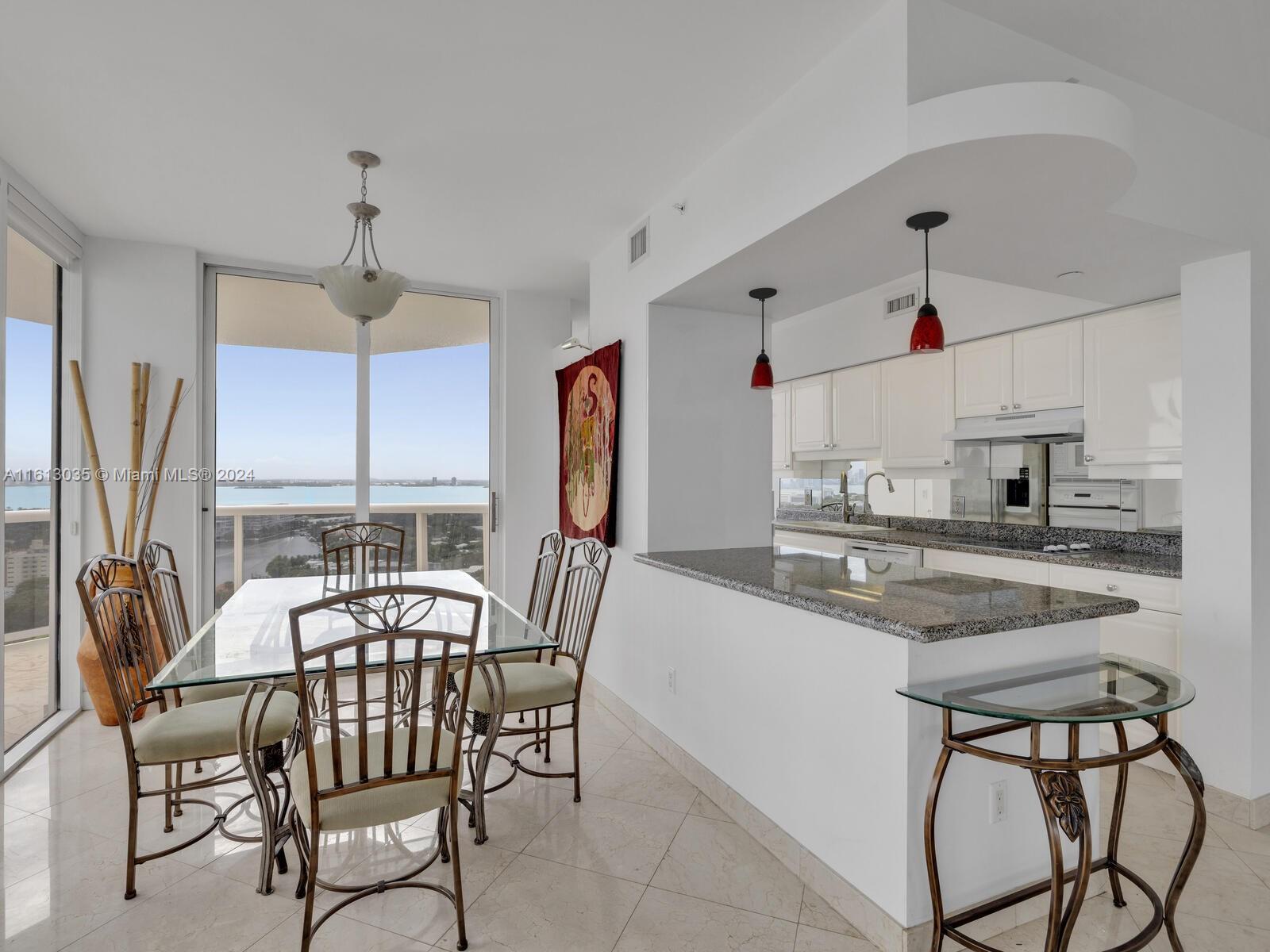 4779 Collins Ave # 2805