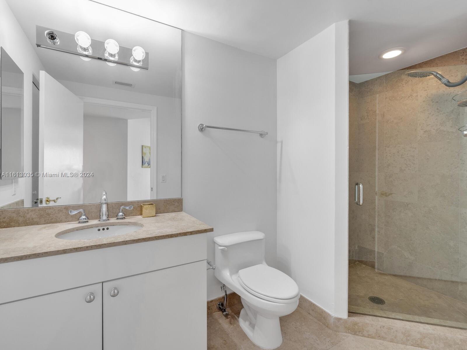4779 Collins Ave # 2805