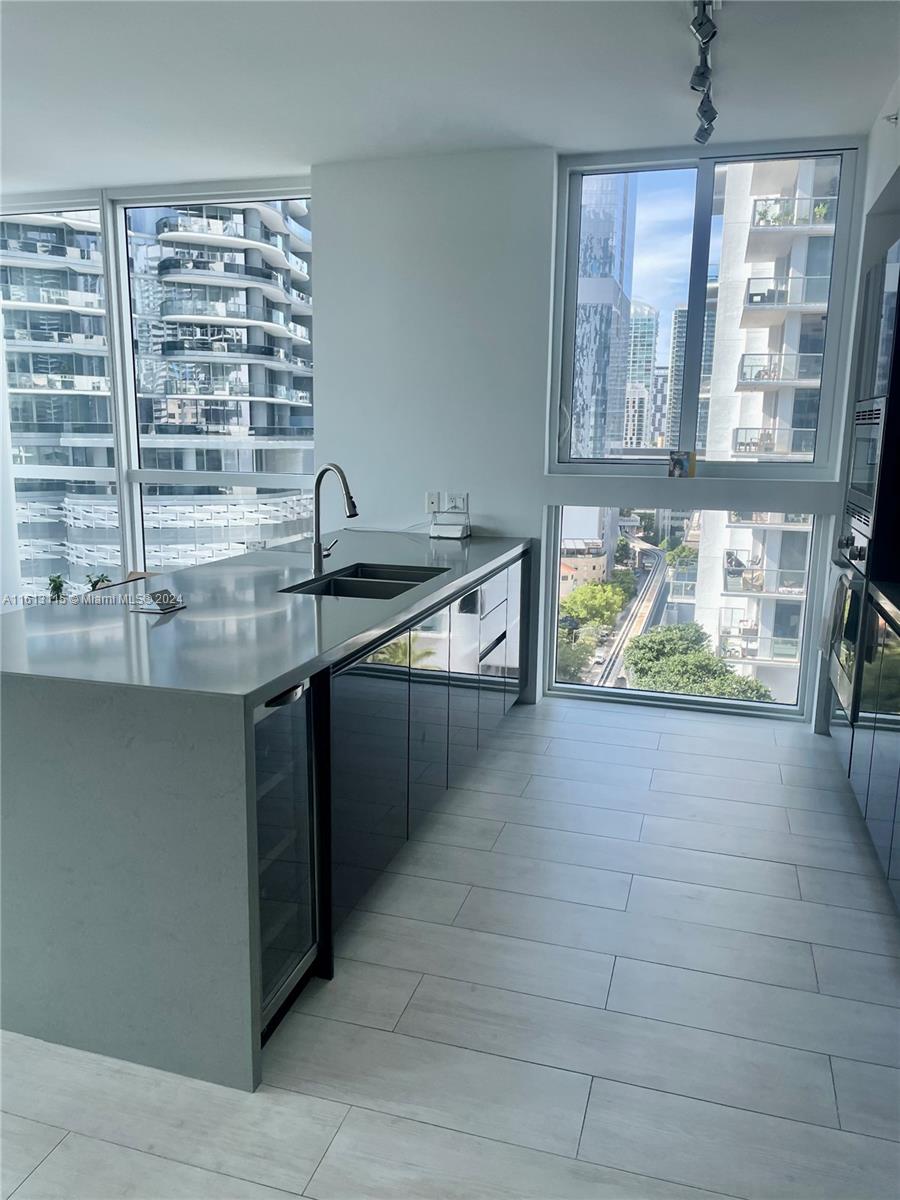 1080 Brickell Ave # 1709