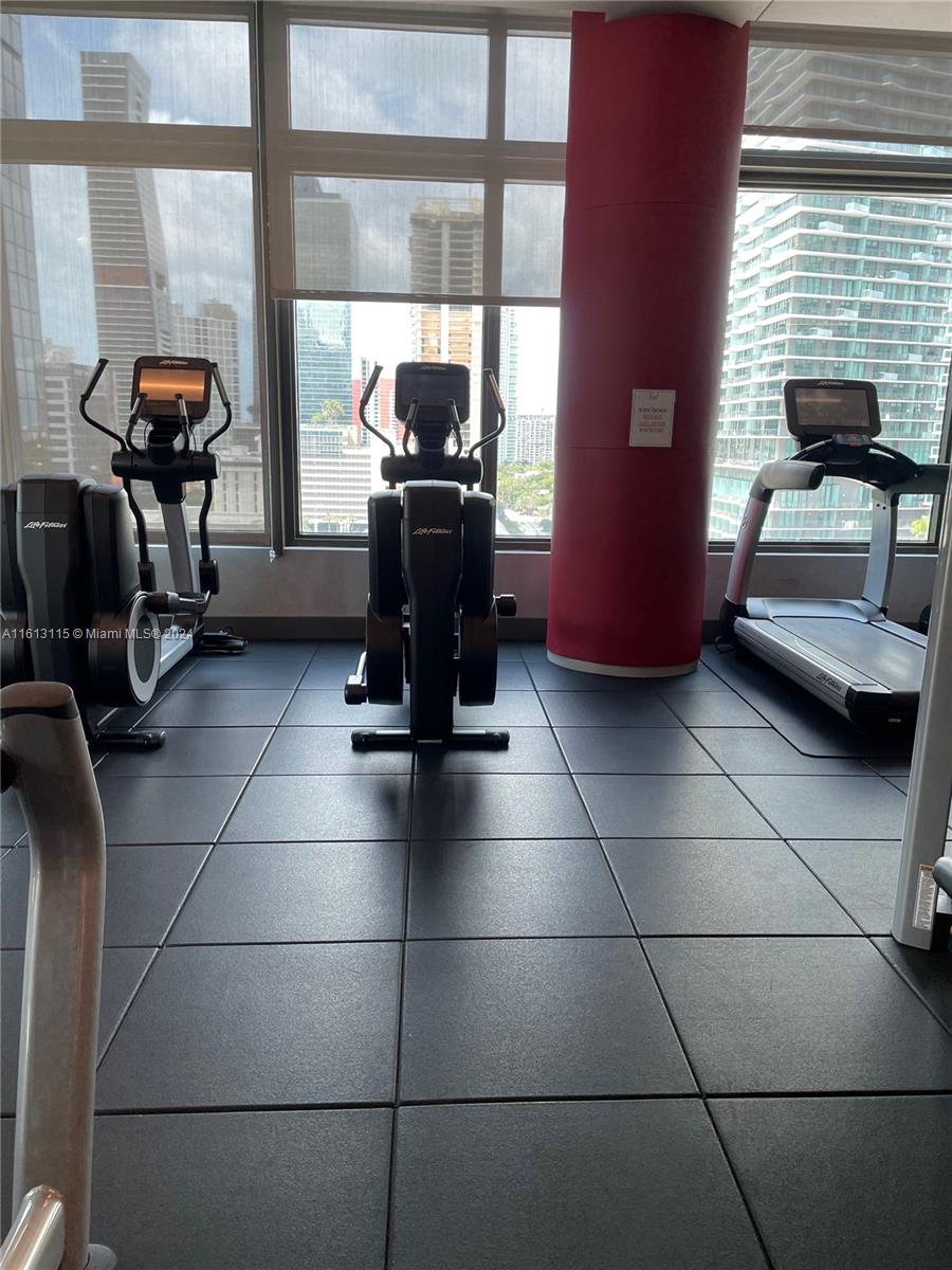 1080 Brickell Ave # 1709