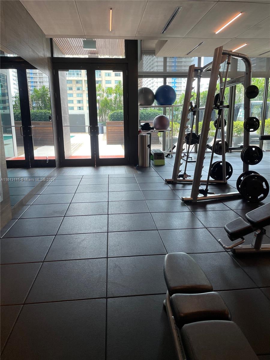 1080 Brickell Ave # 1709