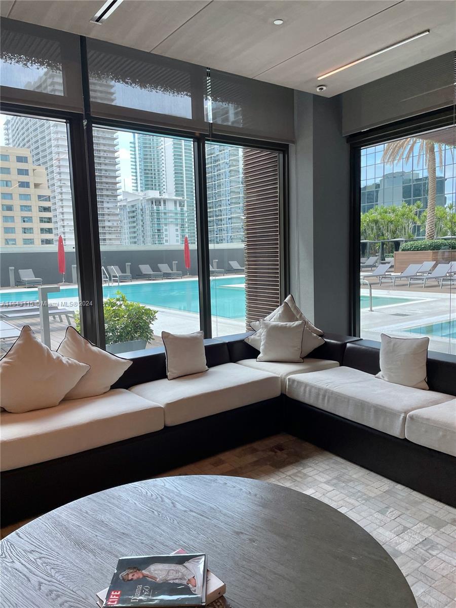 1080 Brickell Ave # 1709