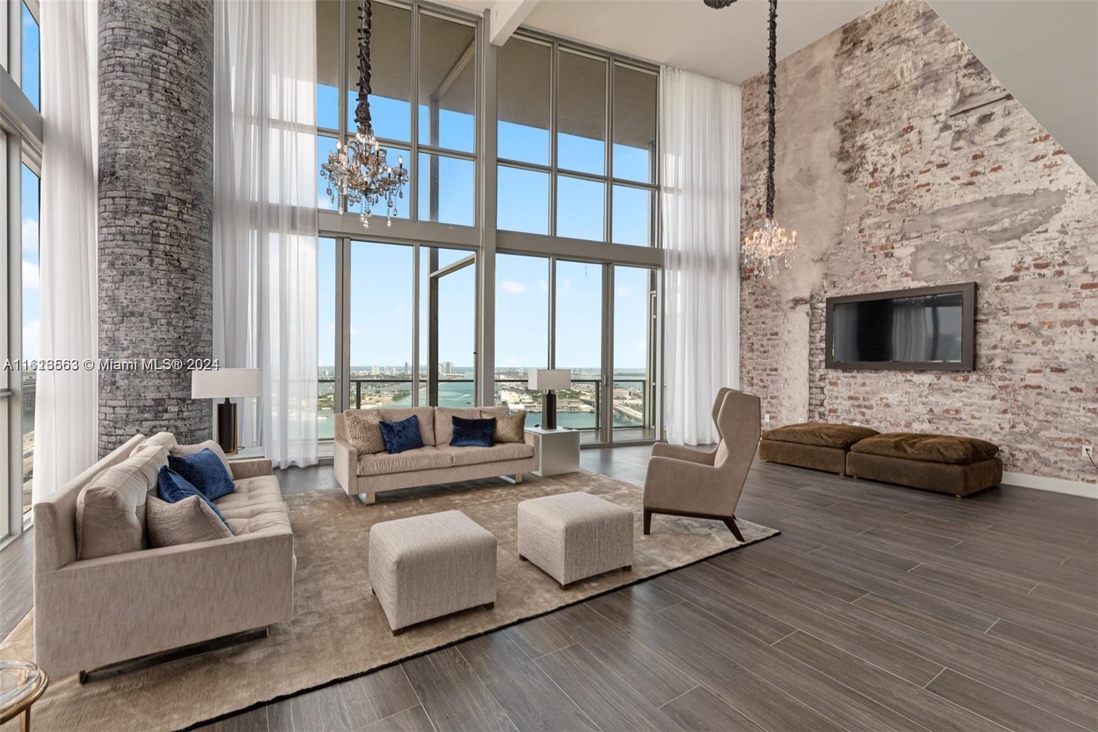 1100 Biscayne Blvd # 3507 Unit: 3506-3507