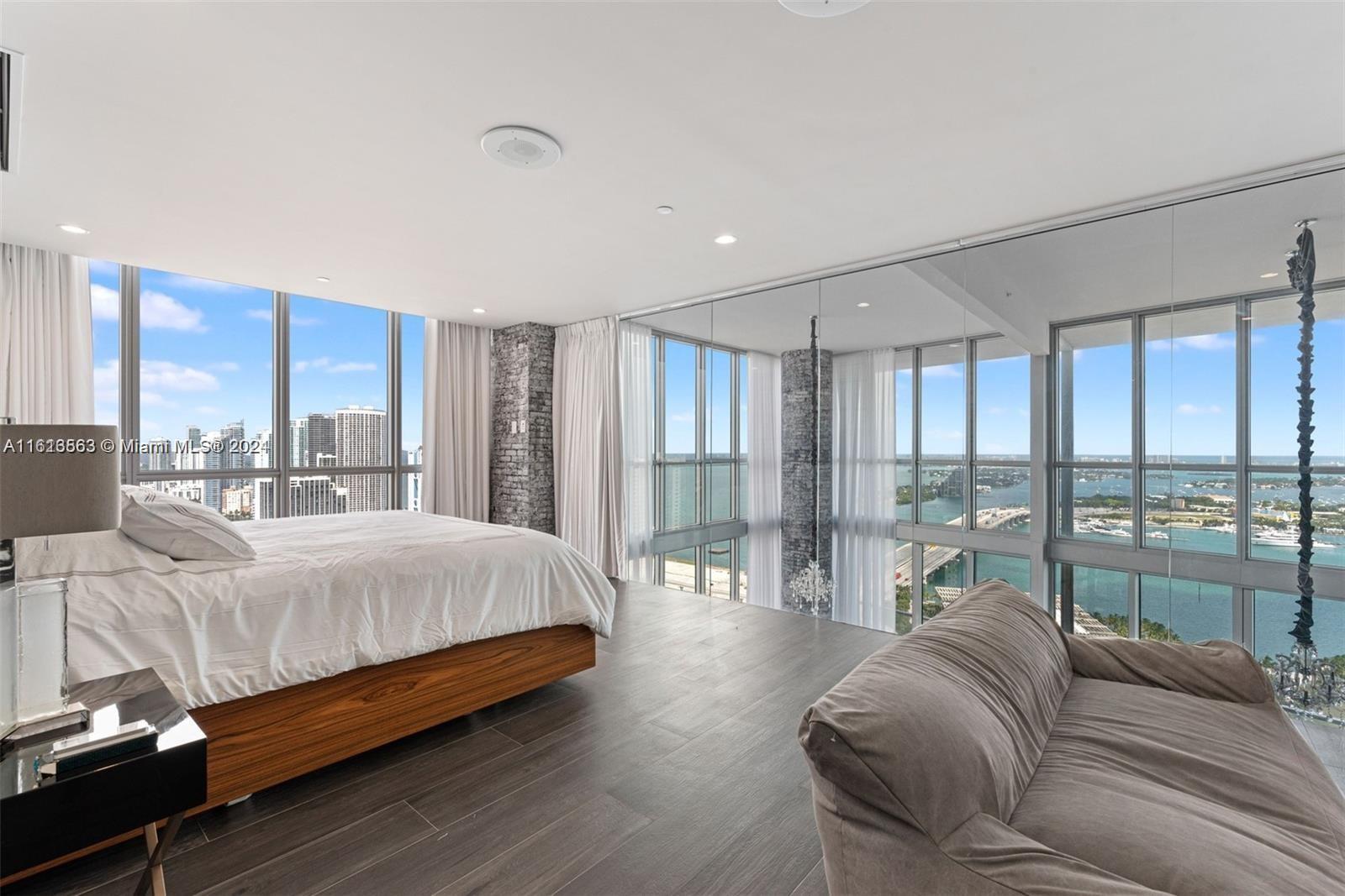 1100 Biscayne Blvd # 3507 Unit: 3506-3507