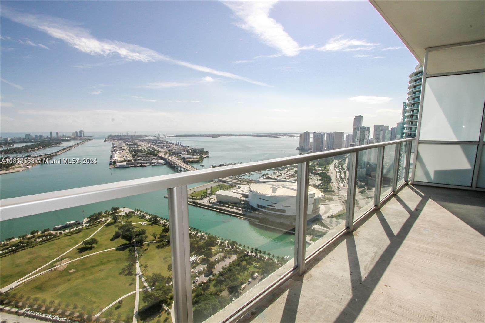 1100 Biscayne Blvd # 3507 Unit: 3506-3507