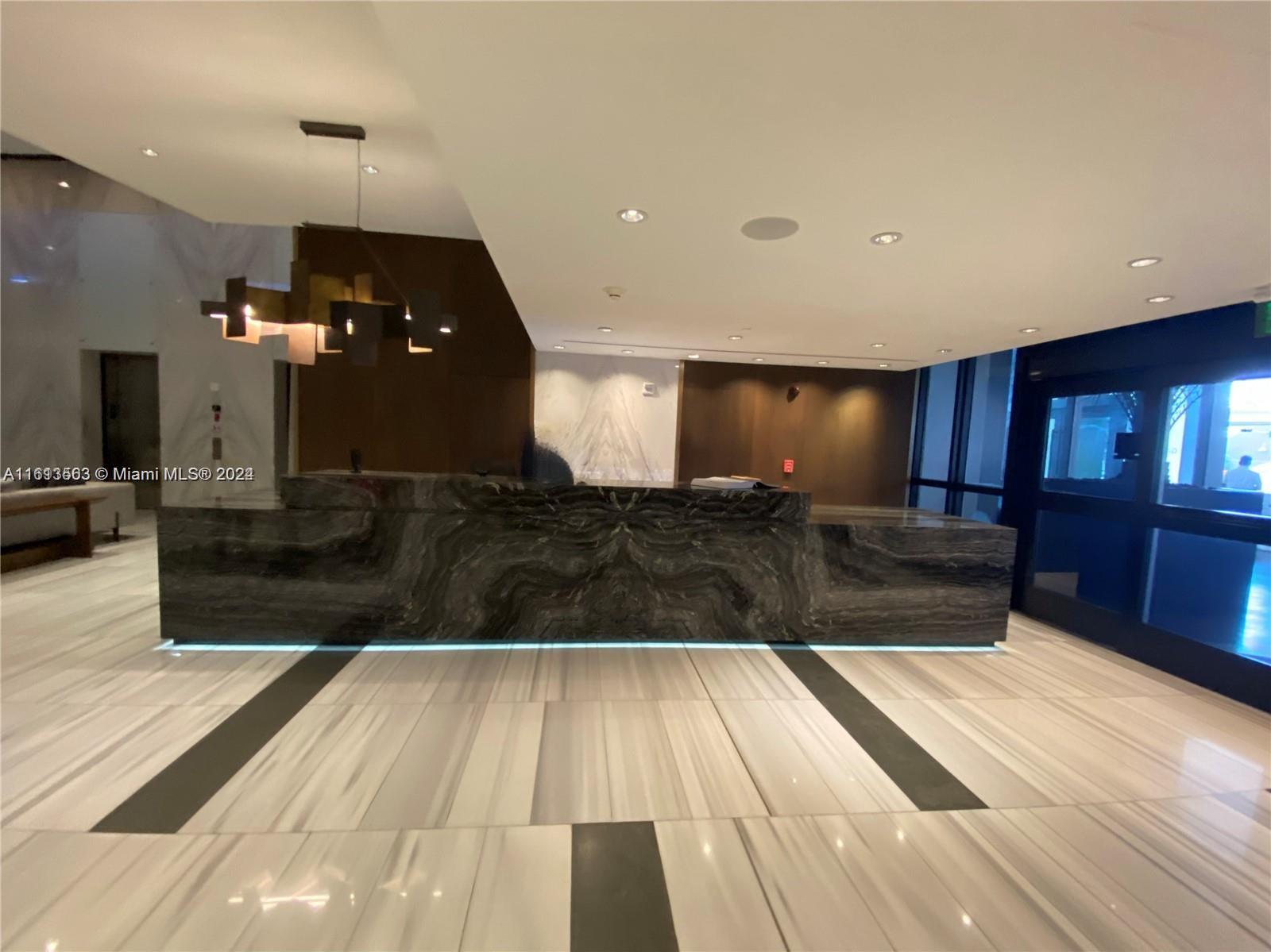 1100 Biscayne Blvd # 3507 Unit: 3506-3507