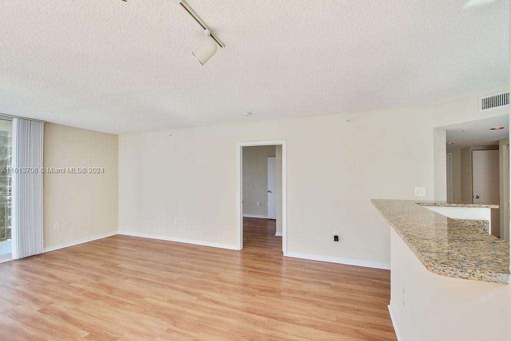 1111 Brickell Bay Dr # 2901