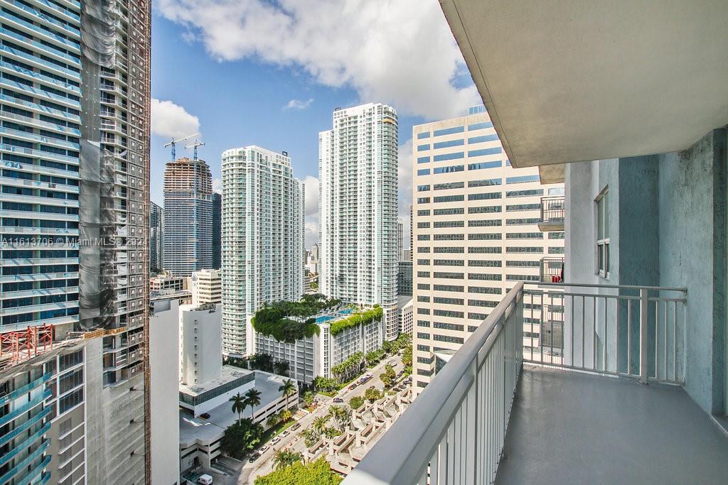 1111 Brickell Bay Dr # 2901