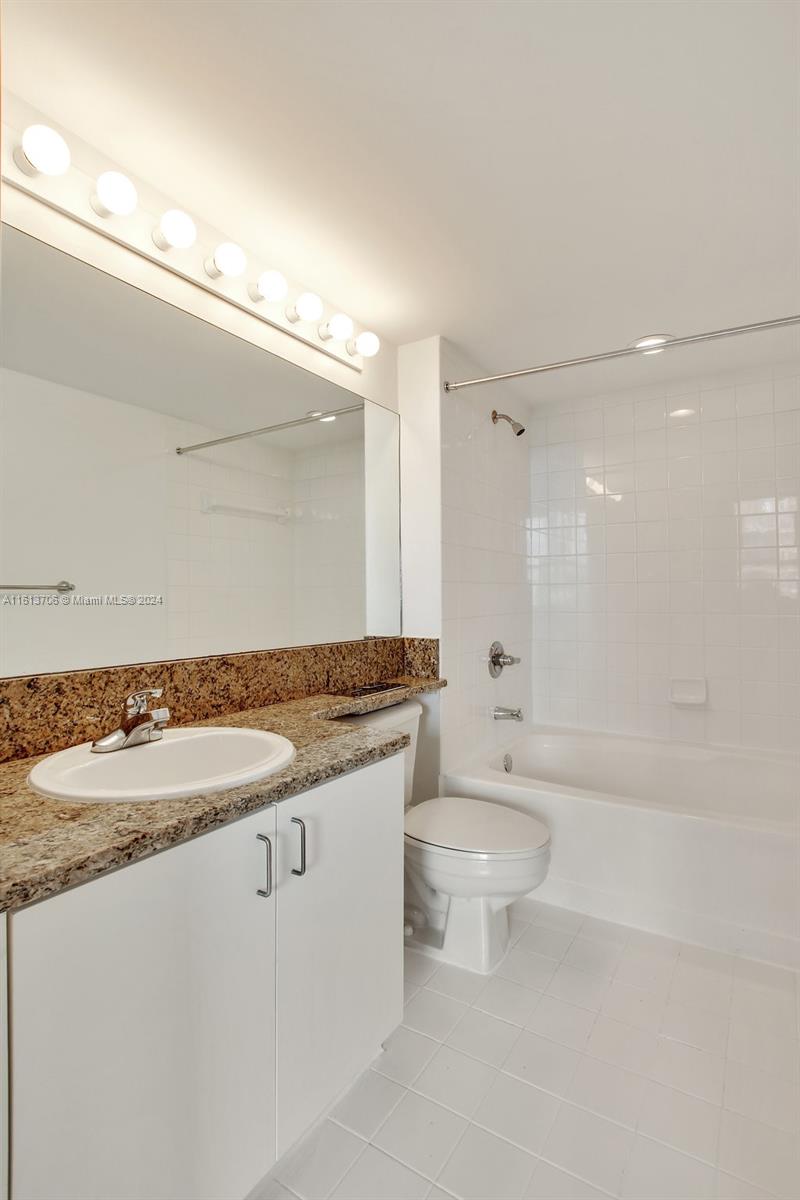 1111 Brickell Bay Dr # 2901