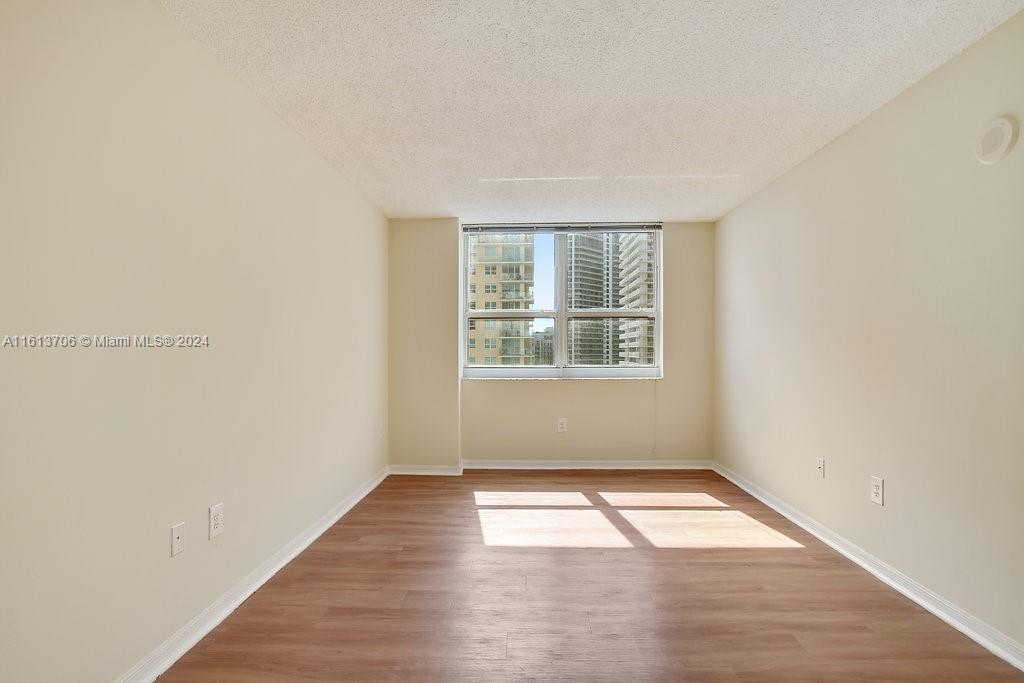 1111 Brickell Bay Dr # 2901