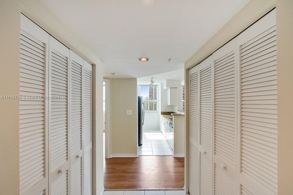 1111 Brickell Bay Dr # 2901