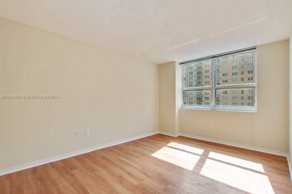 1111 Brickell Bay Dr # 2901