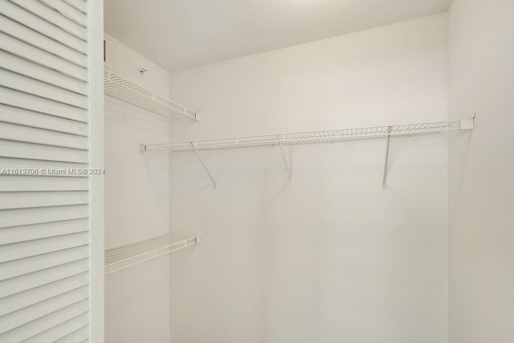 1111 Brickell Bay Dr # 2901
