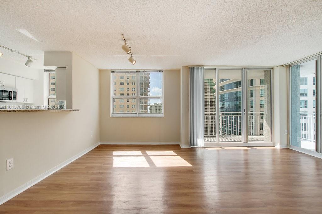1111 Brickell Bay Dr # 2901