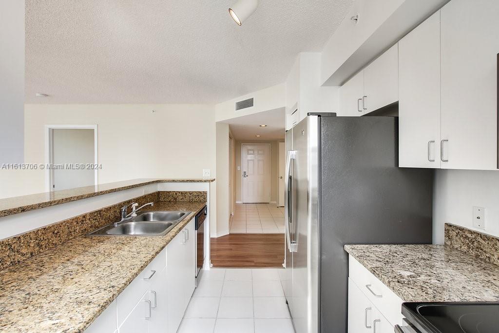 1111 Brickell Bay Dr # 2901