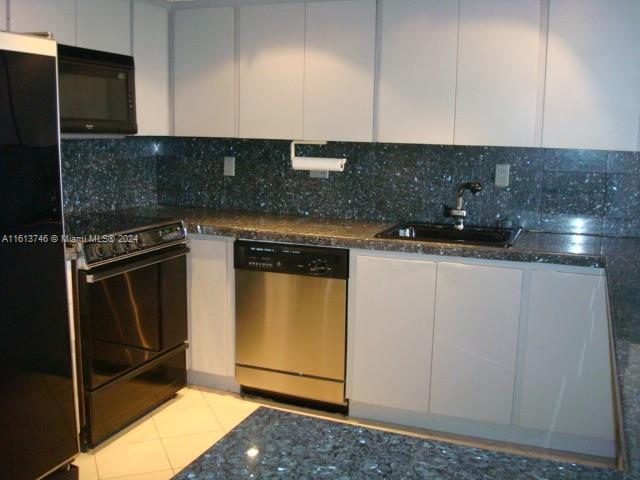 2501 Brickell Ave # 808