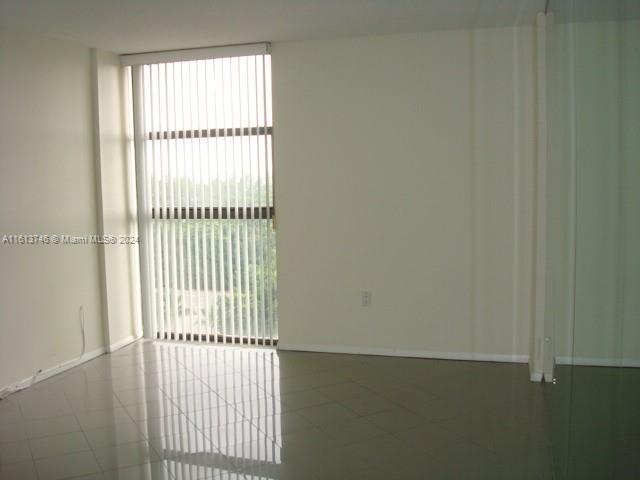 2501 Brickell Ave # 808