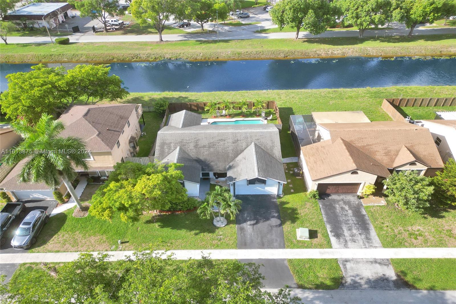 10240 NW 31st Ct