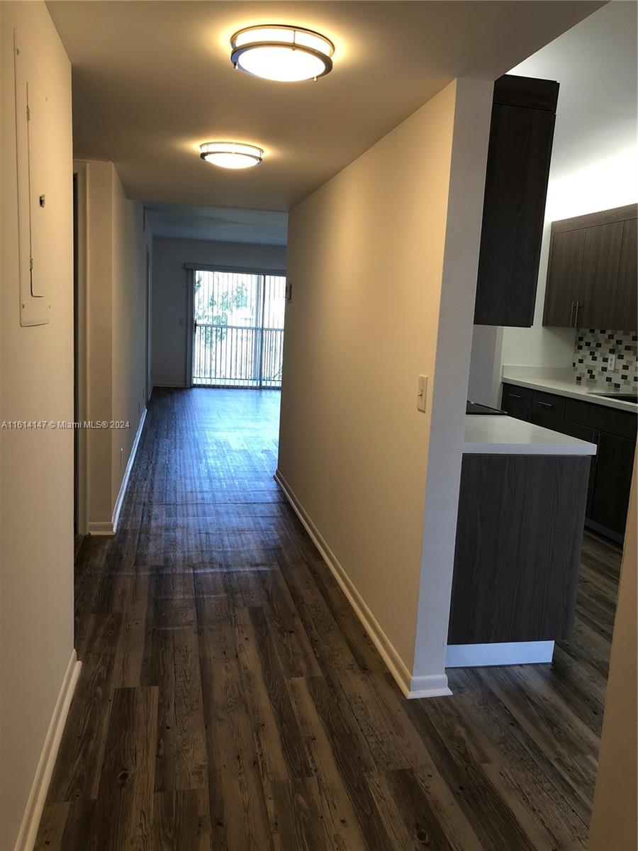 1251 SW 125th Ave # 301T
