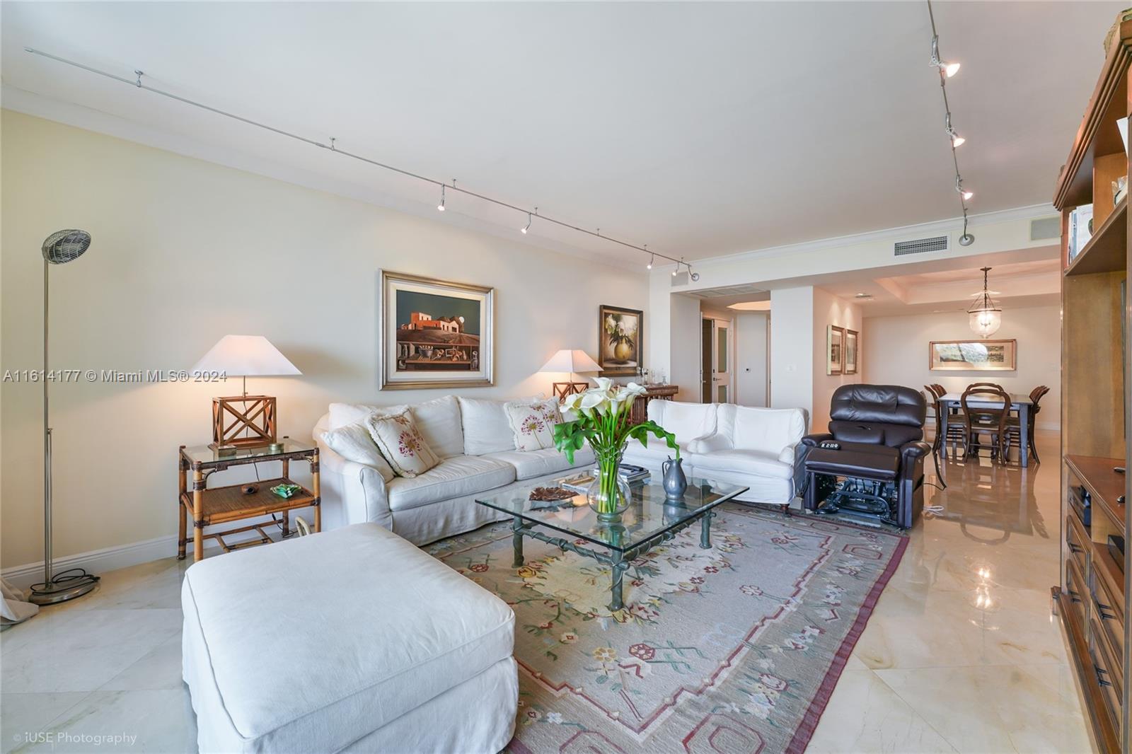 791 Crandon Blvd # 704