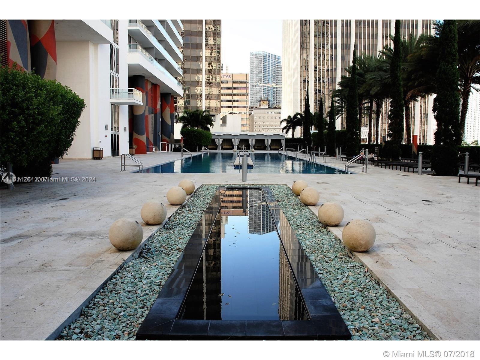 50 BISCAYNE BLVD # 1703