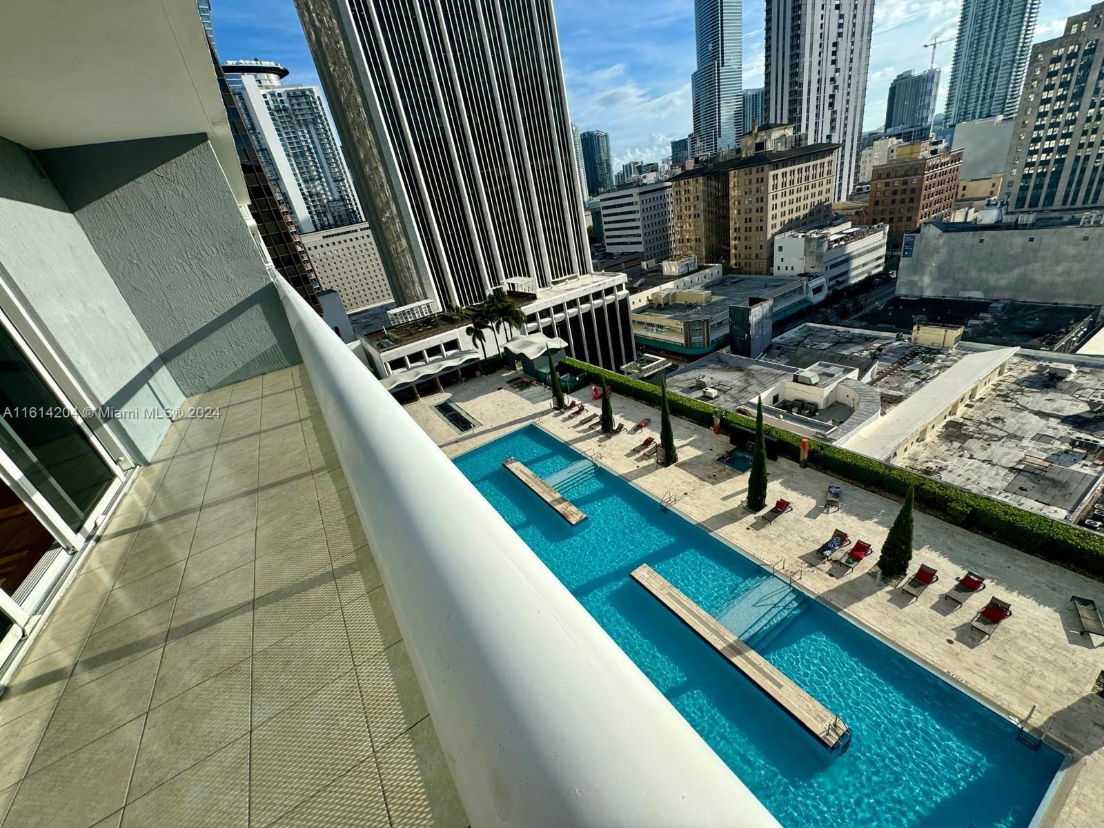50 BISCAYNE BLVD # 1703