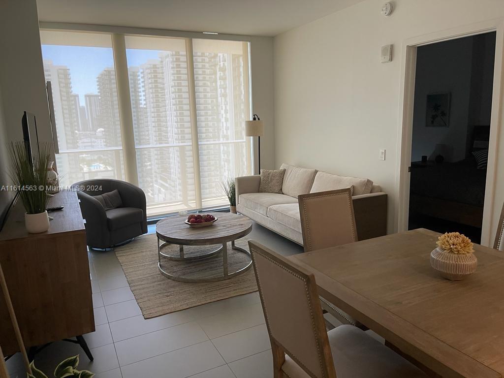 1600 NE 1st Ave # 2208