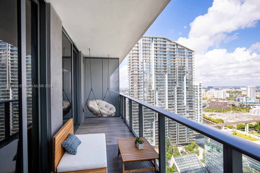 801 S Miami Ave Unit: 3208