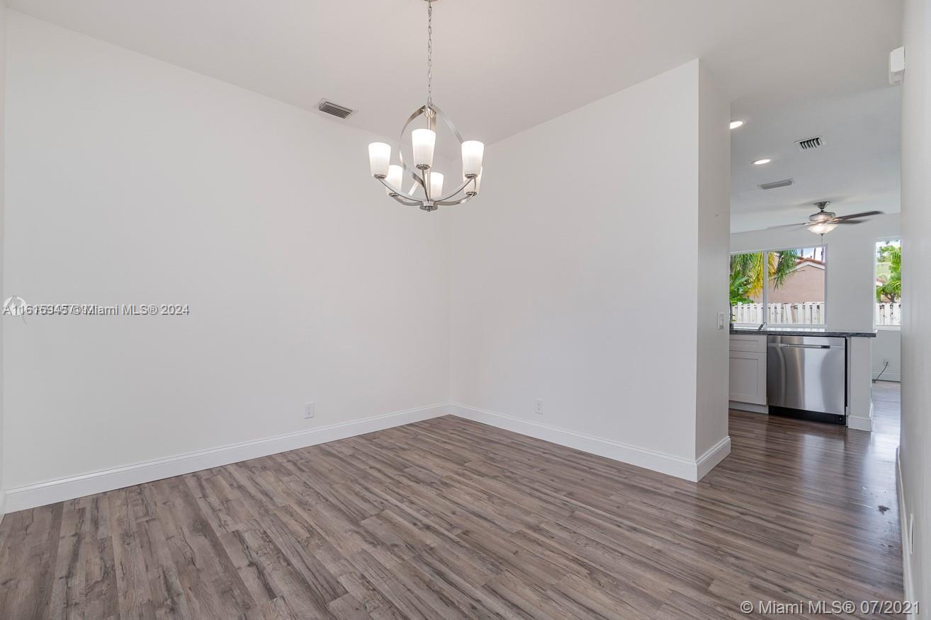 784 Chimney Rock Rd