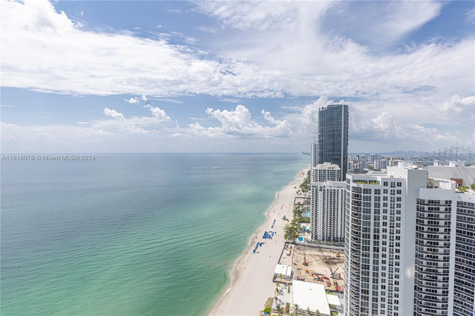 18975 Collins Ave # 3500