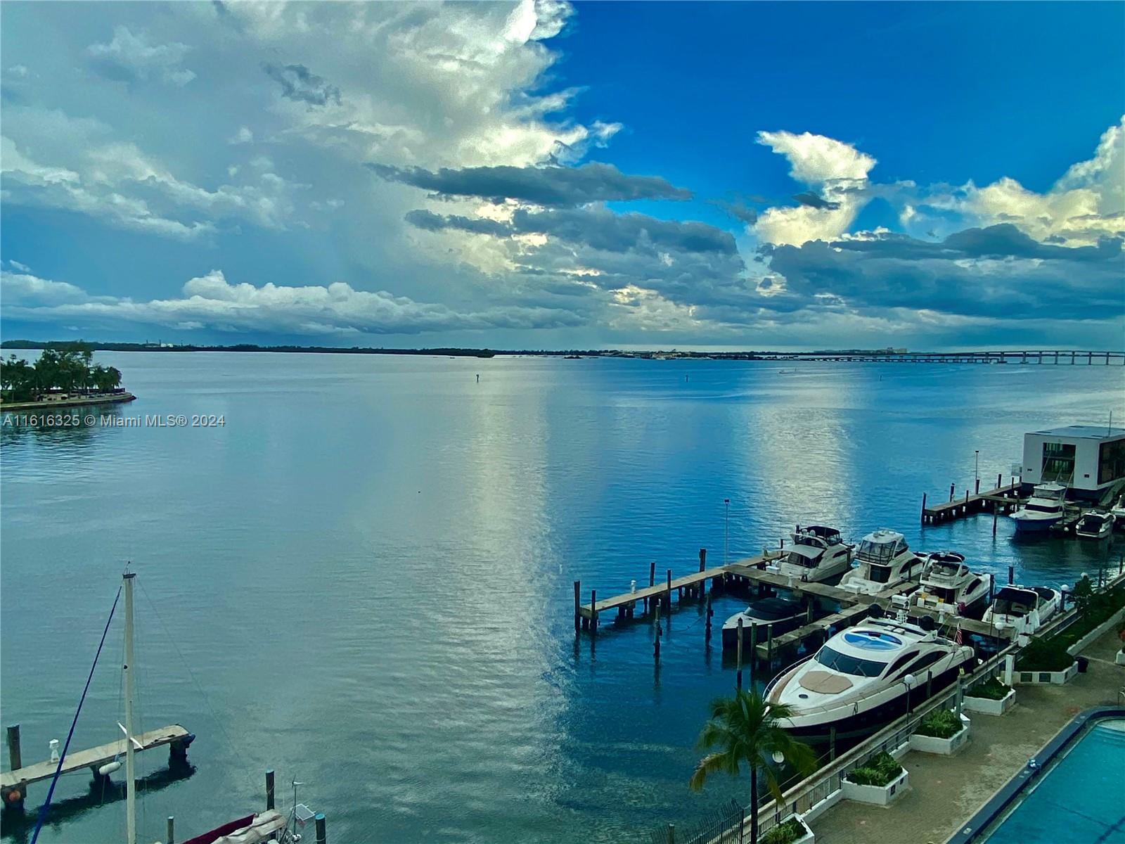 801 Brickell Bay Dr # 769