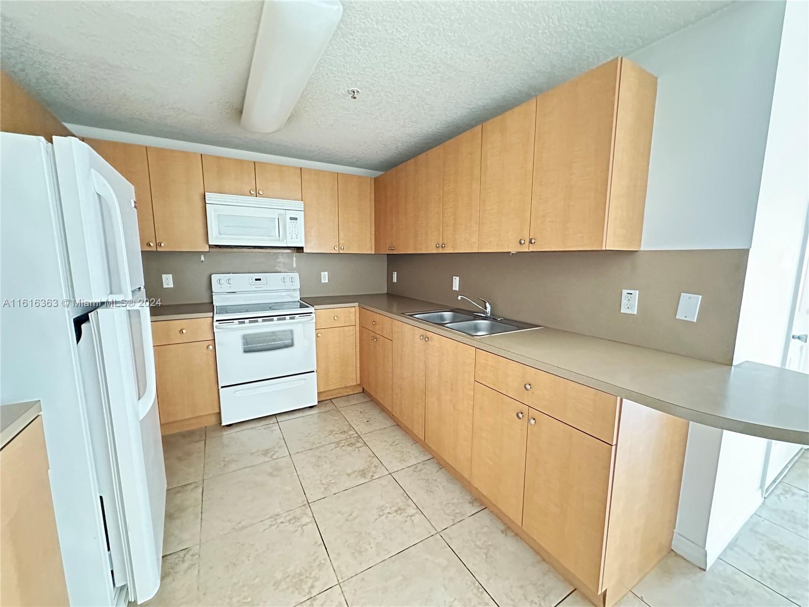 435 SW 12th Ave # 304