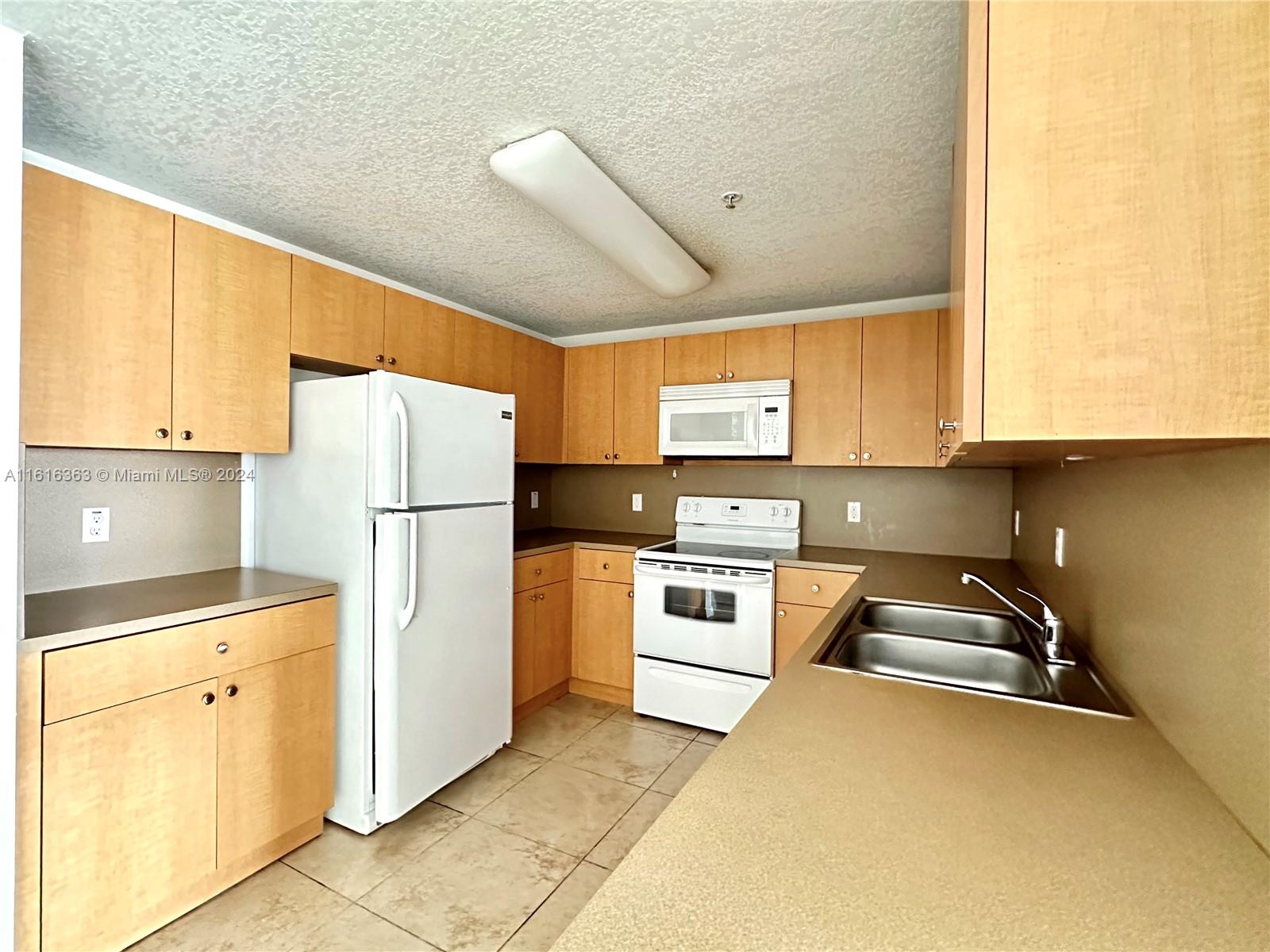 435 SW 12th Ave # 304