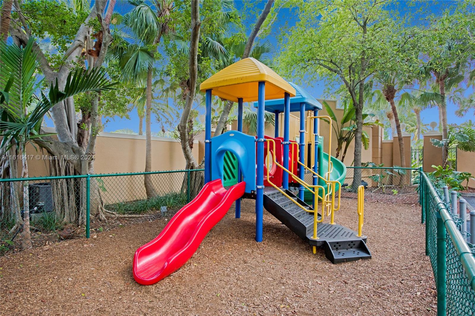 19501 E Country Club Dr # 9503