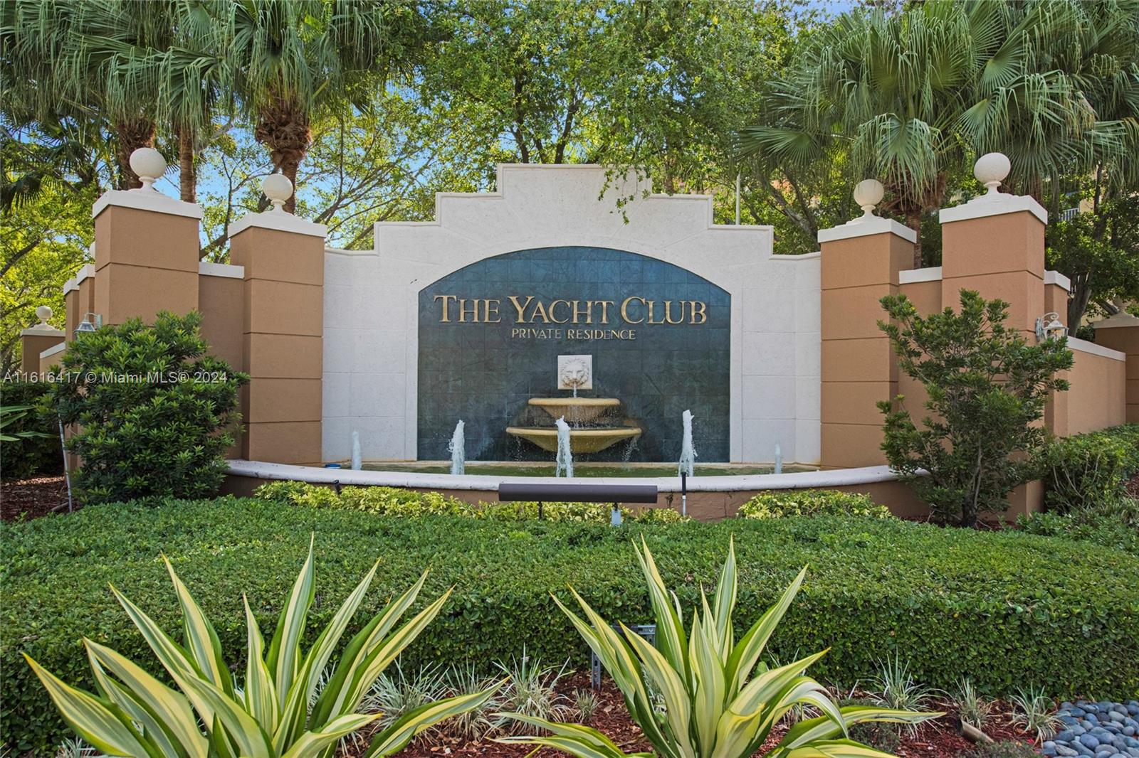 19501 E Country Club Dr # 9503