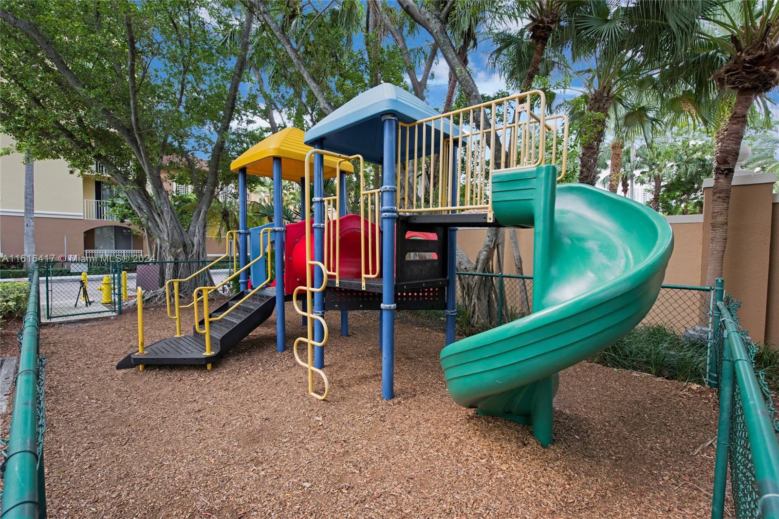 19501 E Country Club Dr # 9503