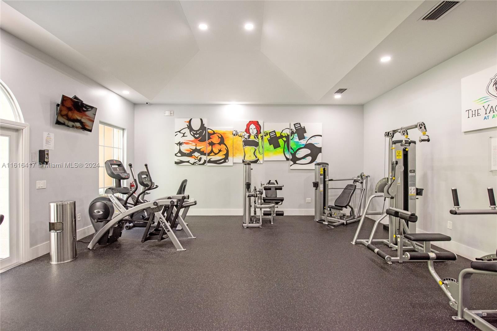 19501 E Country Club Dr # 9503