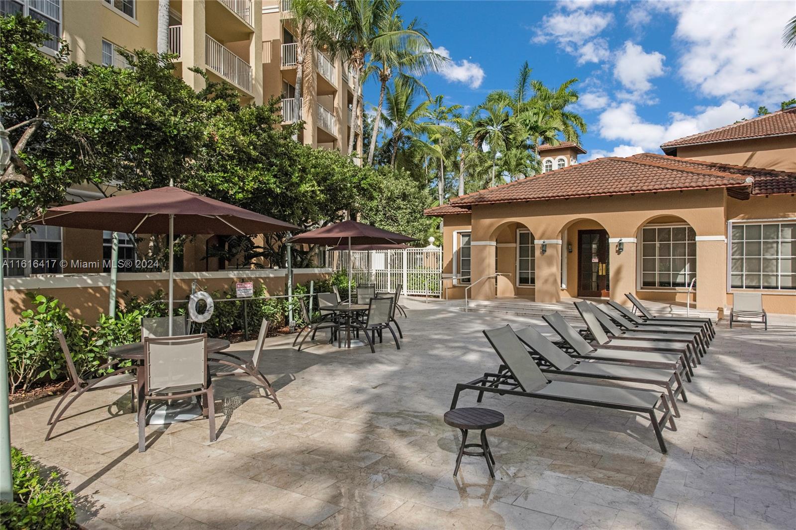 19501 E Country Club Dr # 9503