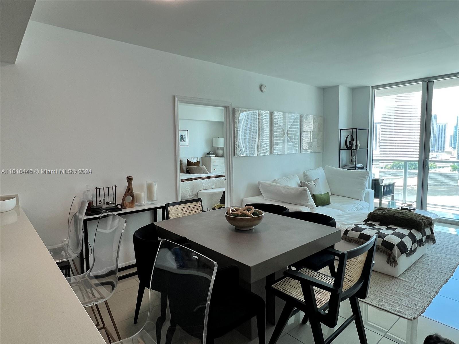 55 SE 6th St # 2305