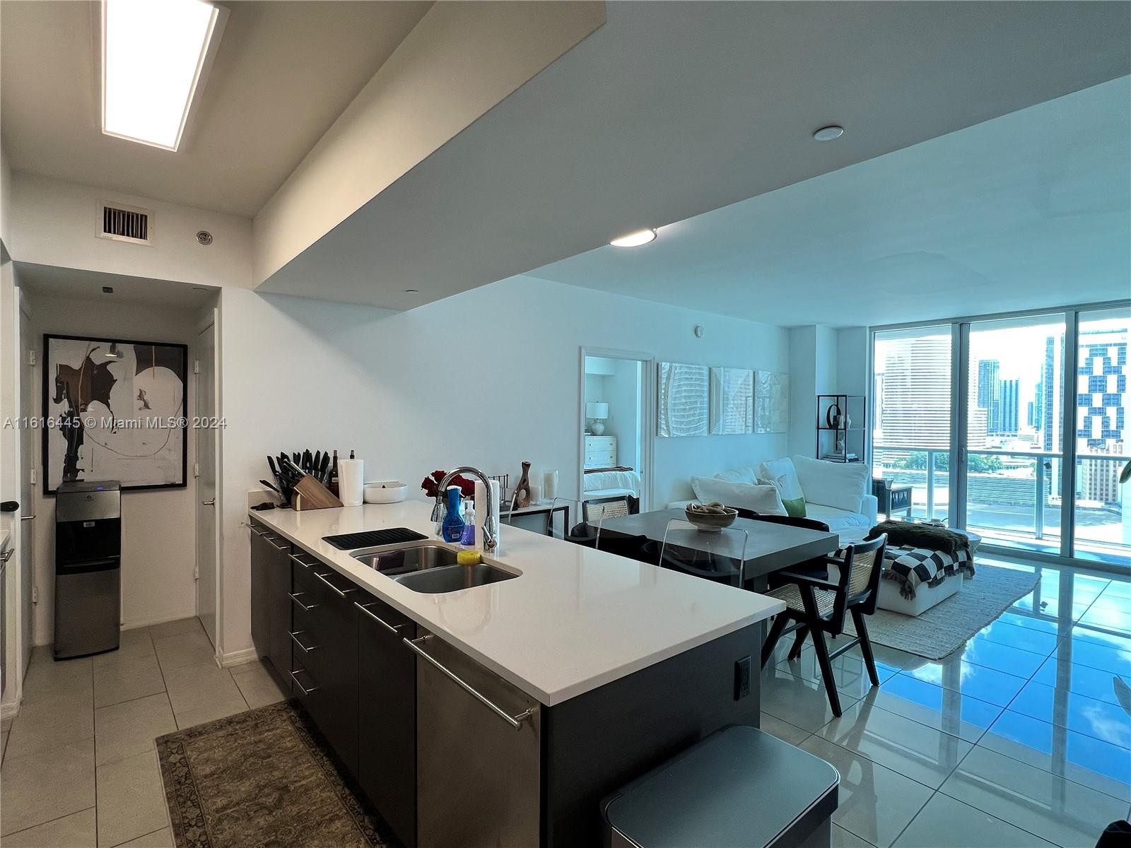 55 SE 6th St # 2305