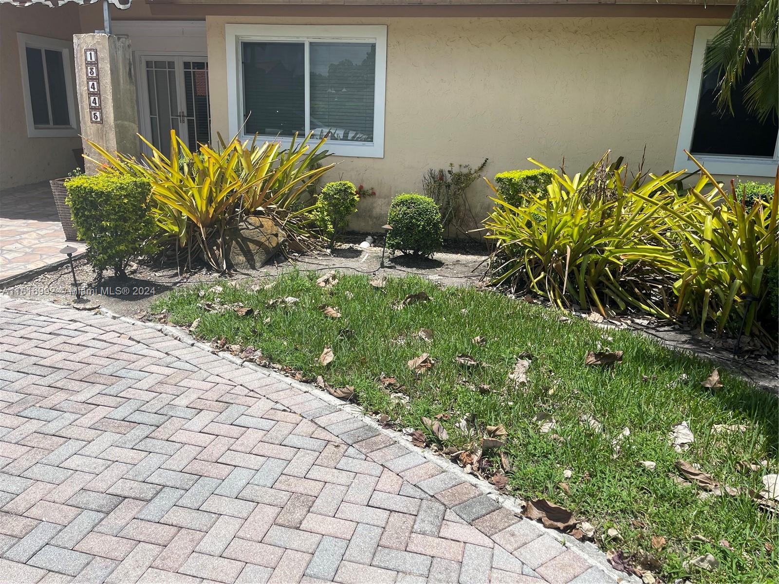 13445 SW 89th Ter