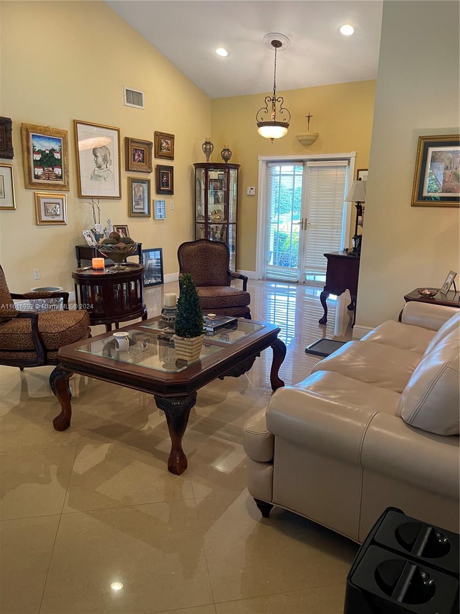 13445 SW 89th Ter