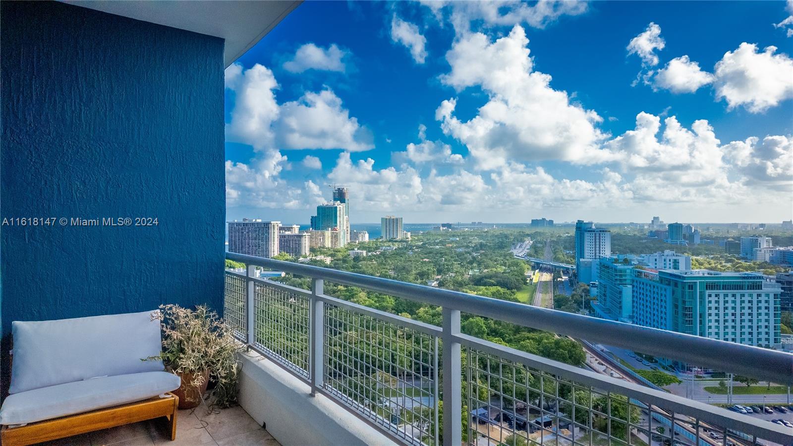 60 SW 13th St # 2003