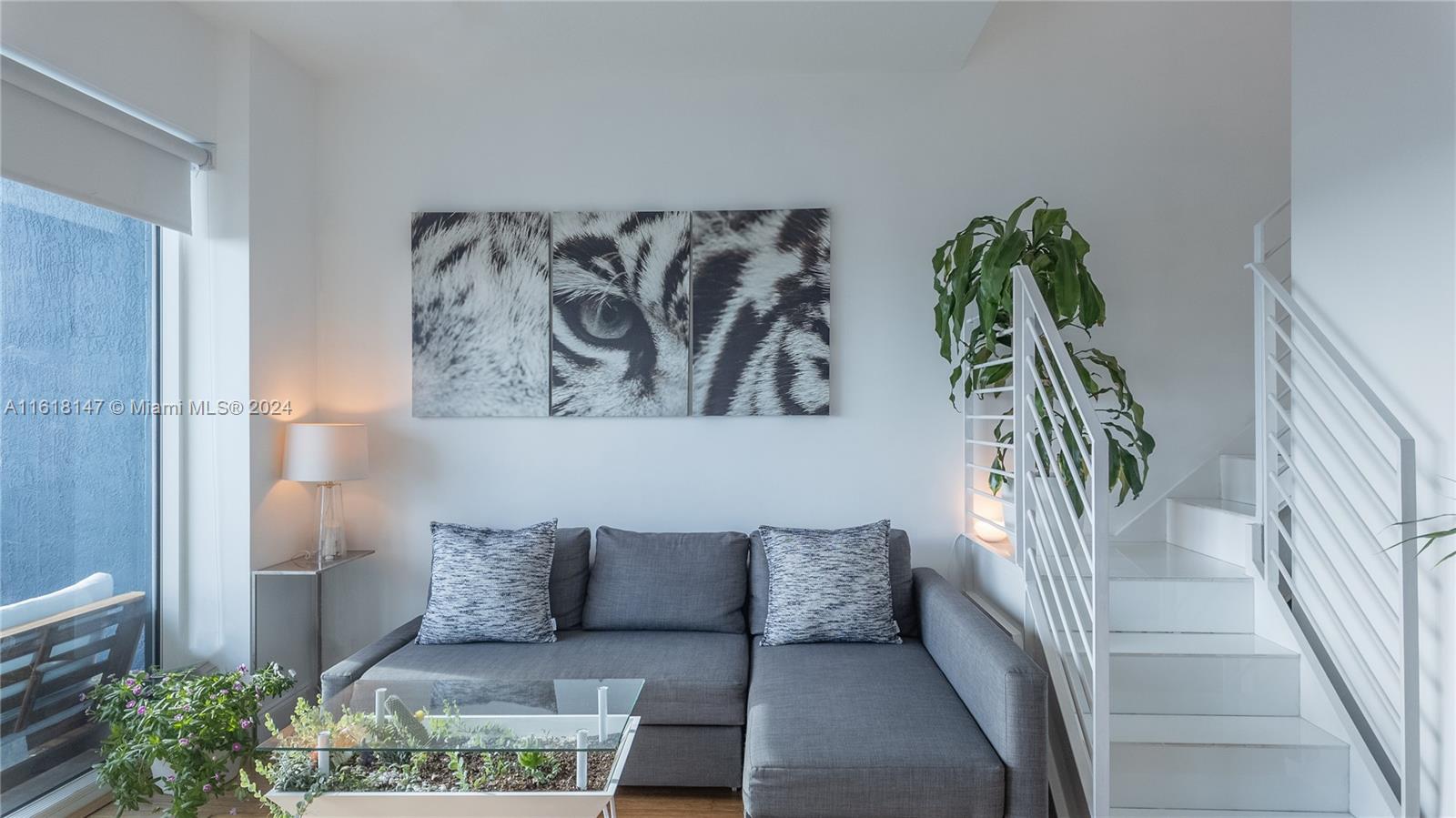 60 SW 13th St # 2003